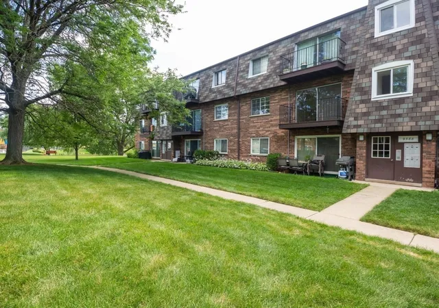 1st image of 9388 Bay Colony Dr #2N, Des Plaines, IL 60016 | MLS# 12738461