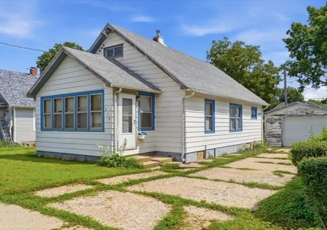 Photo 1 of Single family home for sale at 219 Avenue E, Rock Falls, IL 61071 | MLS# 12738529 | Listing updated on 2026-08-26
