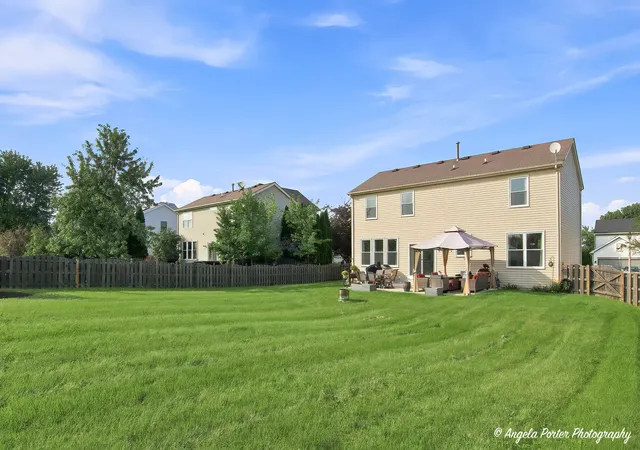 35th image of 134 E Old Mill Trl, Antioch, IL 60002 | MLS# 12738534