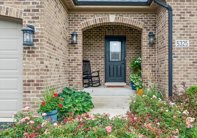 4th image of 5325 Goldenrod Dr, Oswego, IL 60543 | MLS# 12738539