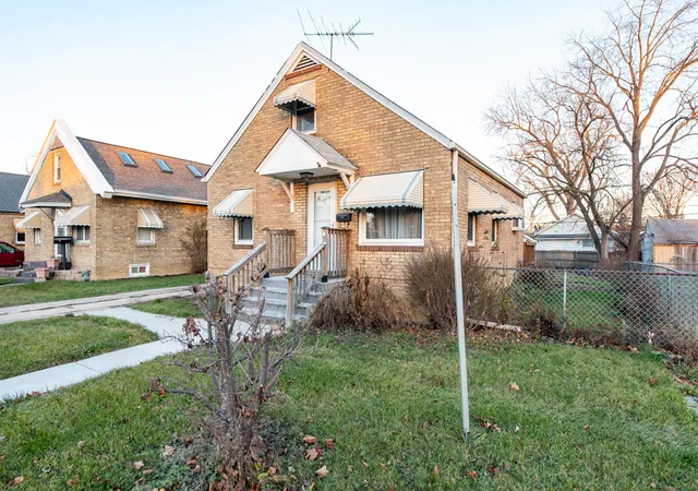 Photo 2 of Single family home for sale at 49 S Lewis Ave, Waukegan, IL 60085 | MLS# 12738540 | Listing updated on 2026-08-27
