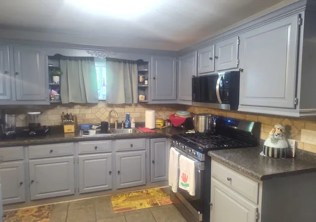 Photo 4 of Single family home for sale at 364 N Cedar Ave, Wood Dale, IL 60191 | MLS# 12738546 | Listing updated on 2026-08-26
