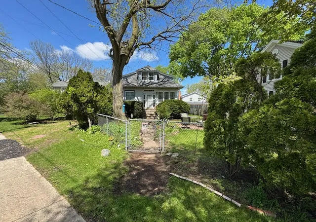 Photo 2 of Single family home for sale at 416 Illinois Rd, Wilmette, IL 60091 | MLS# 12738553 | Listing updated on 2026-09-02