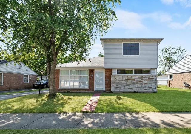 1st image of 226 S Orchard Dr, Park Forest, IL 60466 | MLS# 12738557