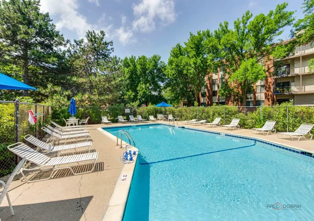 21st image of 3030 Pheasant Creek Dr #405, Northbrook, IL 60062 | MLS# 12738567