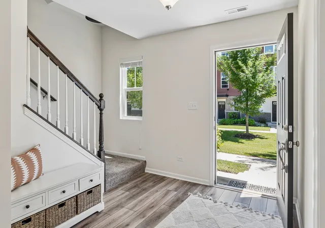 image of 4150 Irving Rd, Aurora, IL 60504 | MLS# 12738649