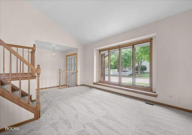 image of 29 Mayfair Ln, Aurora, IL 60504 | MLS# 12738654