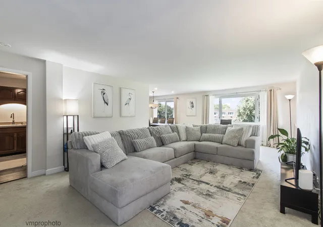 Photo 3 of Condo for sale at 2812 E Bel Aire Dr #303, Arlington Heights, IL 60004 | MLS# 12738668 | Listing updated on 2026-09-06