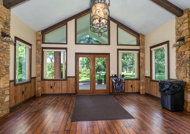 Photo 3 of Single family home for sale at 208 Silver Bullet Dr, Carbondale, IL 62901 | MLS# 12738689 | Listing updated on 2026-08-26