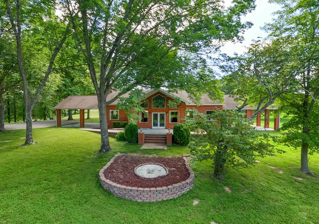 51st image of 208 Silver Bullet Dr, Carbondale, IL 62901 | MLS# 12738689