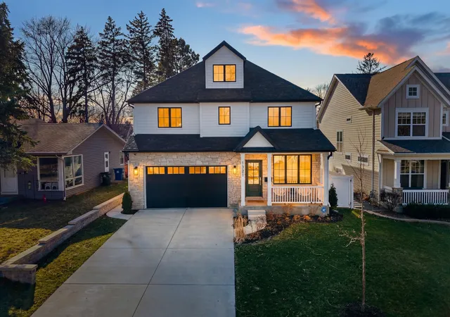 64th image of 1321 N Webster St, Naperville, IL 60563 | MLS# 12738723