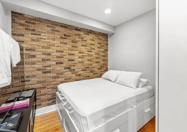 Photo 4 of Single family home for sale at 7709 W Addison St, Chicago, IL 60634 | MLS# 12738739 | Listing updated on 2026-08-29