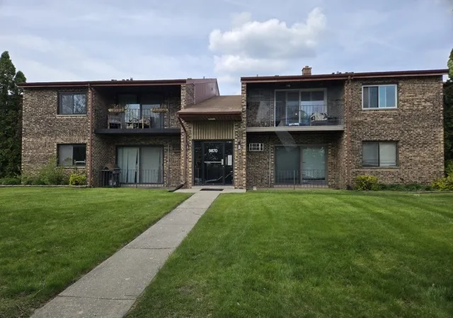 Photo 1 of Condo for sale at 9870 Cordoba Ct #1B, Orland Park, IL 60462 | MLS# 12738790 | Listing updated on 2026-09-08