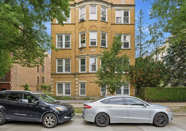 Photo 1 of Condo for sale at 5314 N Glenwood Ave #1W, Chicago, IL 60640 | MLS# 12738793 | Listing updated on 2026-08-28
