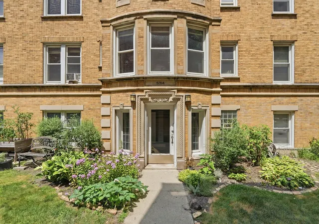 Photo 3 of Condo for sale at 5314 N Glenwood Ave #1W, Chicago, IL 60640 | MLS# 12738793 | Listing updated on 2026-08-28