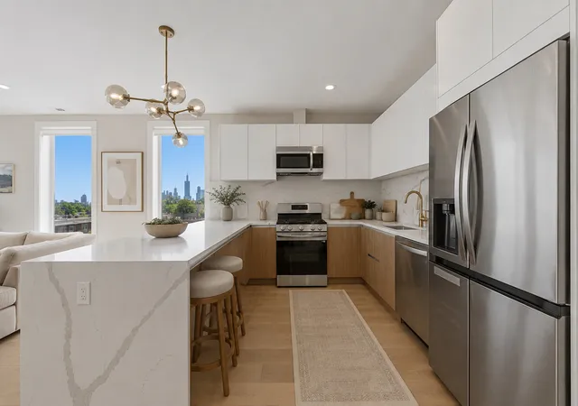 5th image of 2342 W Adams St #505, Chicago, IL 60612 | MLS# 12738796