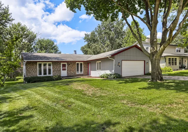 1st image of 98 Brookside Dr, Elgin, IL 60123 | MLS# 12738817