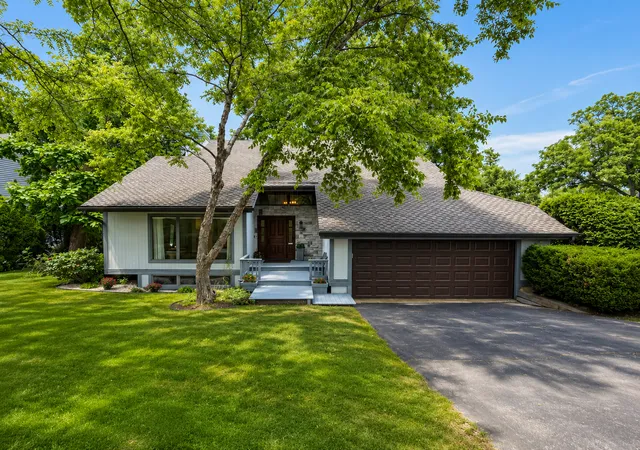 45th image of 5n961 Ravine Dr, St. Charles, IL 60175 | MLS# 12738819