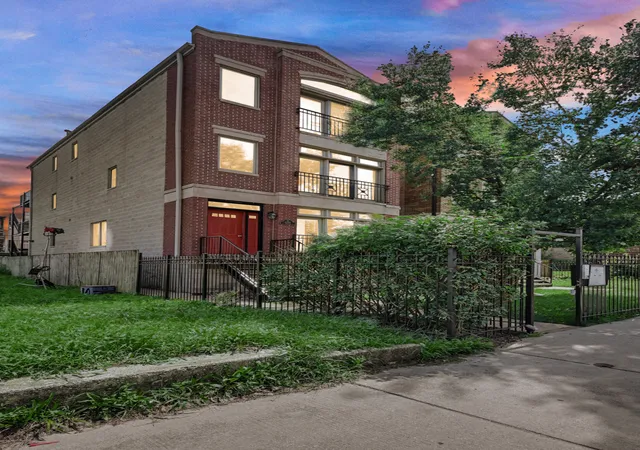 Photo 1 of Condo for sale at 6345 S Ingleside Ave #2, Chicago, IL 60637 | MLS# 12738820 | Listing updated on 2026-09-01