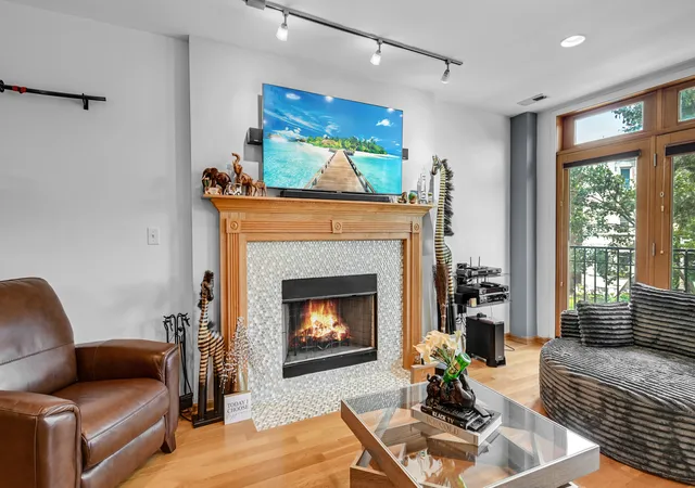 Photo 3 of Condo for sale at 6345 S Ingleside Ave #2, Chicago, IL 60637 | MLS# 12738820 | Listing updated on 2026-09-01