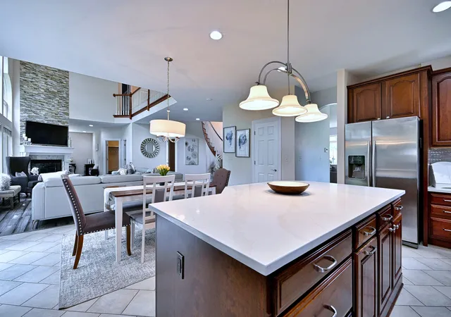 5th image of 383 Country Oak Ln, Inverness, IL 60067 | MLS# 12738909