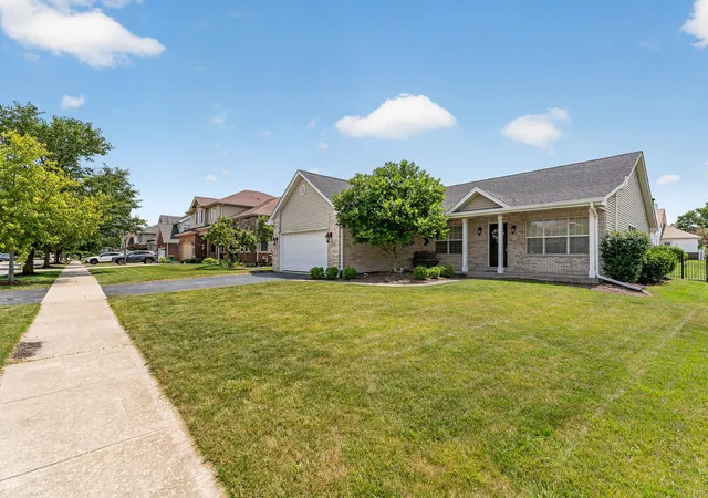41st image of 16709 Karen Springs Dr, Lockport, IL 60441 | MLS# 12738942