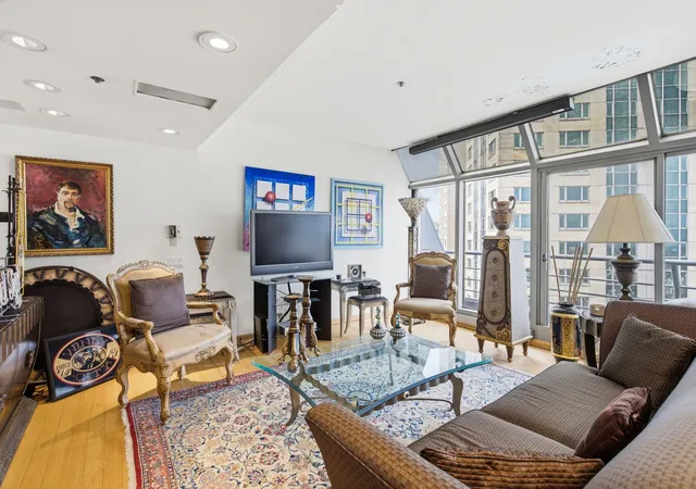 Photo 2 of Condo for sale at 950 N Michigan Ave #4704, Chicago, IL 60611 | MLS# 12738944 | Listing updated on 2026-08-26