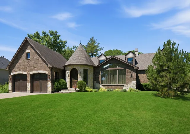 Photo 1 of Single family home for sale at 10s230 Grant St, Burr Ridge, IL 60527 | MLS# 12739007 | Listing updated on 2026-08-26