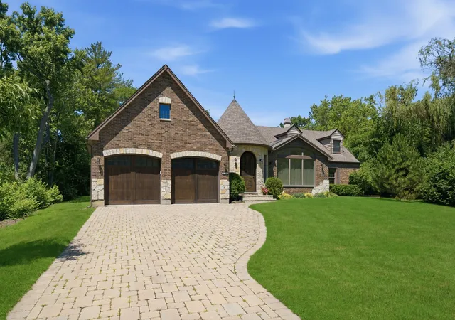 Photo 2 of Single family home for sale at 10s230 Grant St, Burr Ridge, IL 60527 | MLS# 12739007 | Listing updated on 2026-08-26