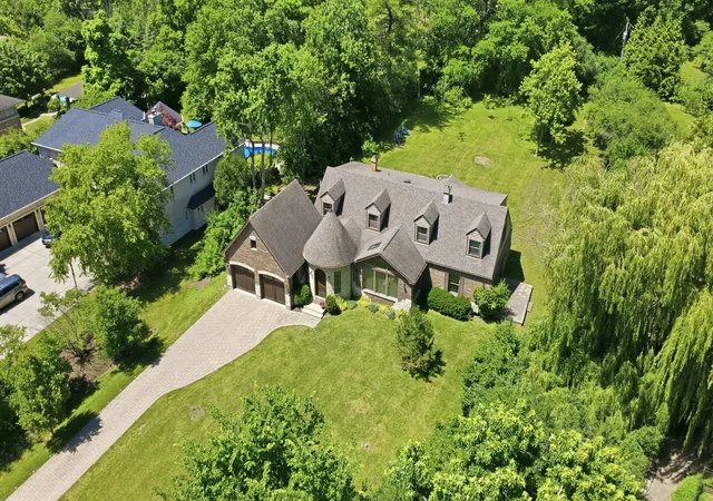 Photo 2 of Single family home for sale at 10s230 Grant St, Burr Ridge, IL 60527 | MLS# 12739007 | Listing updated on 2026-08-26