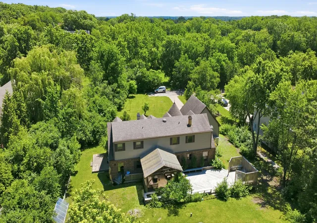 Photo 4 of Single family home for sale at 10s230 Grant St, Burr Ridge, IL 60527 | MLS# 12739007 | Listing updated on 2026-08-26