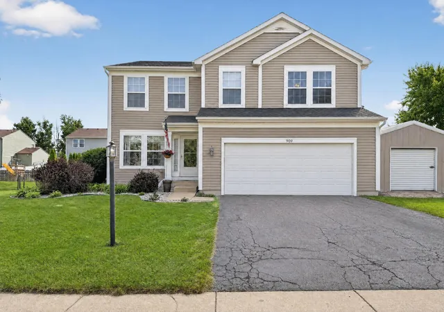 Photo 1 of Single family home for sale at 909 Walnut Dr, Kirkland, IL 60146 | MLS# 12739047 | Listing updated on 2026-09-08