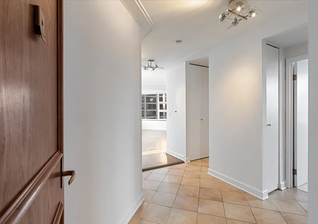 2nd image of 401 E Ontario St #2609, Chicago, IL 60611 | MLS# 12739671