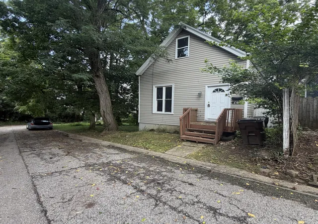 Photo 3 of Single family home for sale at 505 9th Avenue, Dayton, KY 41074 | MLS# 645119 | Listing updated on 2026-09-28