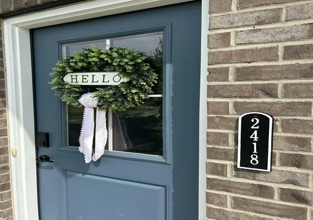 Listing Photo 2 - Condo for sale in building located at 2418 Arezzo St, Covington, KY 41017
