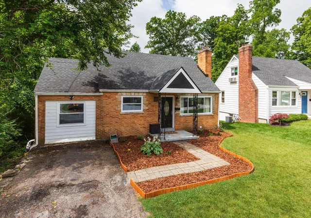 2nd image of 21 Woodland Ave, Florence, KY 41042 | MLS# 645325