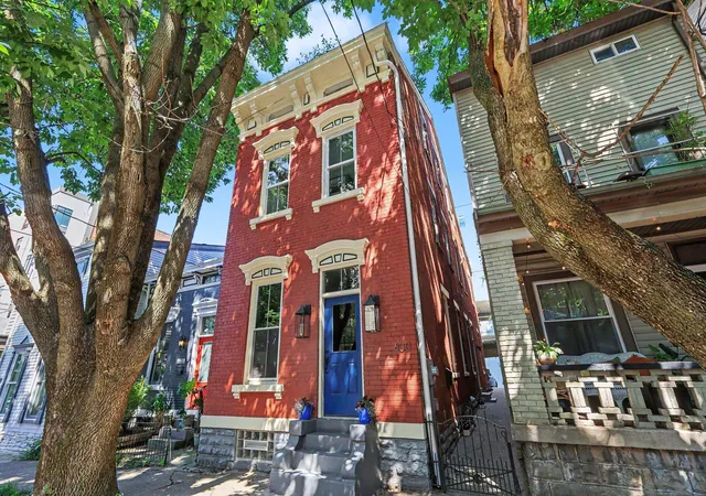 1st image of 630 Bakewell St, Covington, KY 41011 | MLS# 645509