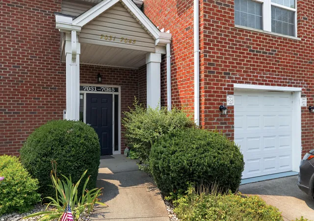 2nd image of 7041 Glen Kerry Ct, Florence, KY 41042 | MLS# 645558