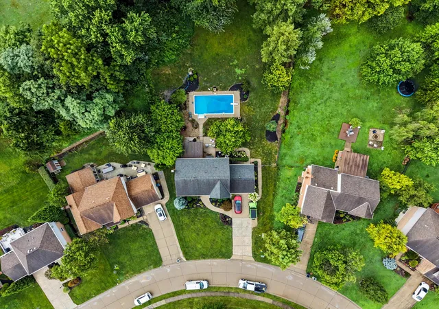 Photo 1 of Sale Pending at 13 Overlook Cir, Wilder, KY 41076 | MLS# 645684 | Listing updated on 2026-08-19