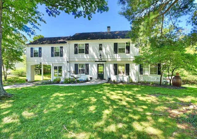1st image of 29 Meadow Ln, Fort Thomas, KY 41075 | MLS# 645688
