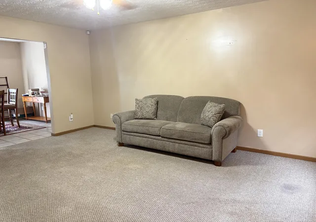 Photo 2 of Sale Pending at 216 Southern Dr, Williamstown, KY 41097 | MLS# 645744 | Listing updated on 2026-08-28