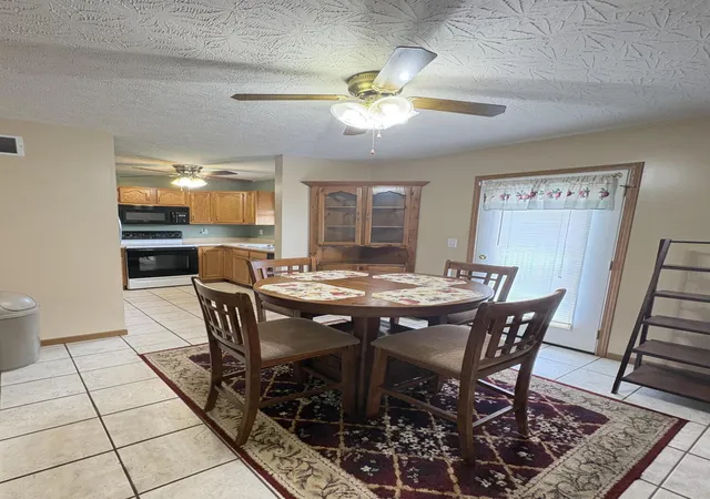 Photo 3 of Sale Pending at 216 Southern Dr, Williamstown, KY 41097 | MLS# 645744 | Listing updated on 2026-08-28