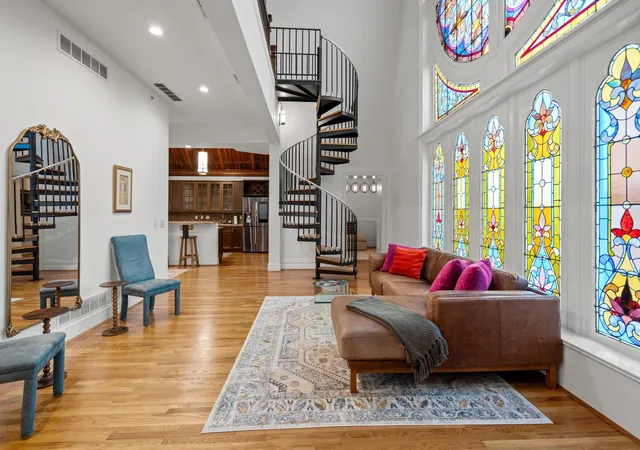 Photo 2 of Single family home for sale at 320 Poplar St #A, Bellevue, KY 41073 | MLS# 645957 | Listing updated on 2026-08-31