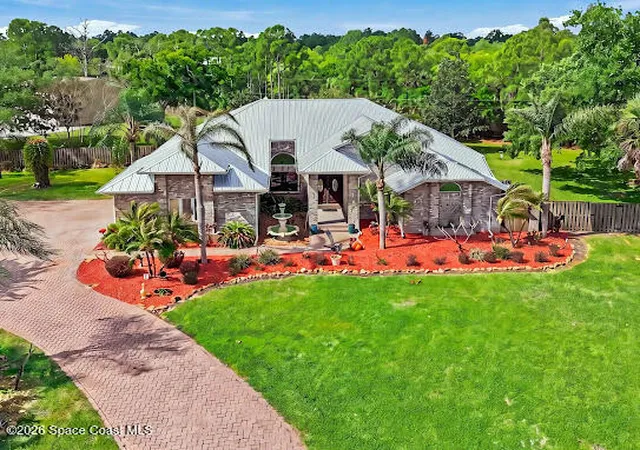 Photo 3 of Single family home for sale at 1711 Flamevine Pl, Malabar, FL 32950 | MLS# 1071286 | Listing updated on 2026-08-18