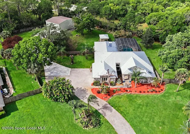 Photo 4 of Single family home for sale at 1711 Flamevine Pl, Malabar, FL 32950 | MLS# 1071286 | Listing updated on 2026-08-18