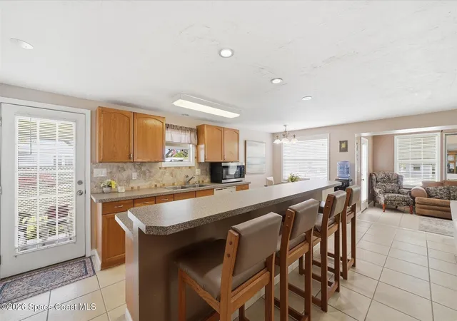 Photo 3 of Sale Pending at 1027 Oriole Cir, Sebastian, FL 32976 | MLS# 1071710 | Listing updated on 2026-08-05