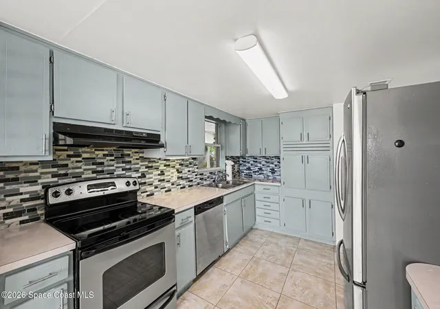 Photo 2 of Single family home for sale at 2292 Lakeview Dr, Melbourne, FL 32935 | MLS# 1083506 | Listing updated on 2026-10-25