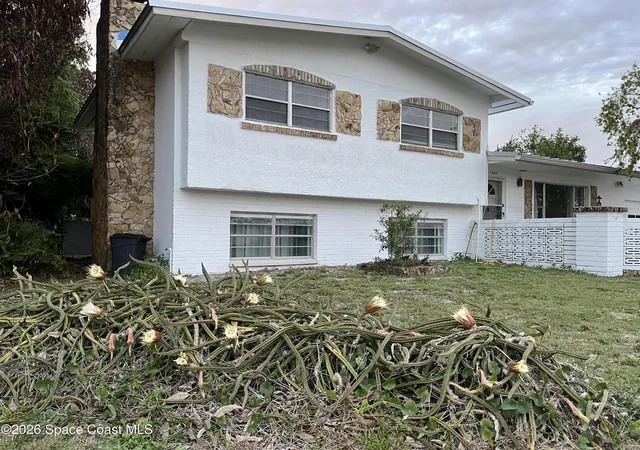 Photo 4 of Single family home for sale at 2407 Dunbar Ave, Melbourne, FL 32901 | MLS# 1074179 | Listing updated on 2026-07-21