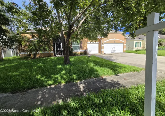Photo 3 of Single family home for sale at 557 L M Davey Ln, Titusville, FL 32780 | MLS# 1077961 | Listing updated on 2026-08-17