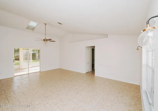 5th image of 816 Hunters Creek Dr, Melbourne, FL 32904 | MLS# 1078496